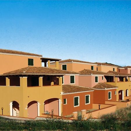 Appartamenti Le Ginestre E Gli Oleandri Cala Liberotto Eksteriør bilde